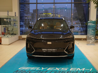 2026 Geely EX5 Гибрид EM-i, синий, 3829990 рублей, вид 2