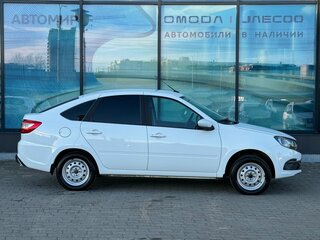 2024 Lada (ВАЗ) Granta I Рестайлинг, белый, 850000 рублей, вид 4