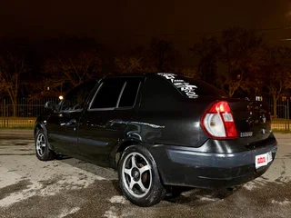 2005 Renault Symbol I Рестайлинг, чёрный, 240000 рублей, вид 5
