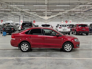 2010 Volkswagen Polo V, красный, 660000 рублей, вид 4