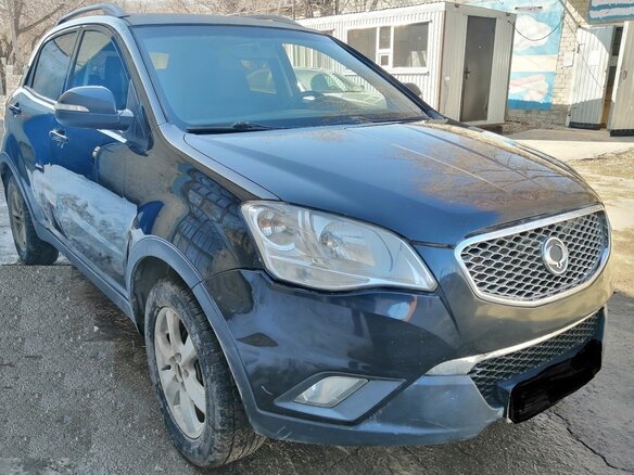 2013 SsangYong Actyon II, чёрный - вид 1