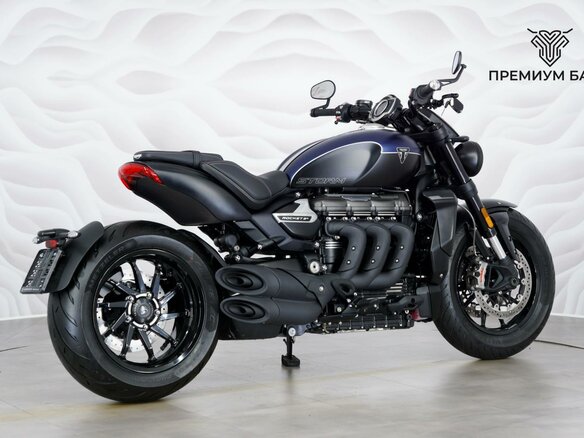 2025 Triumph Rocket 3, синий, 2999000 рублей - вид 5