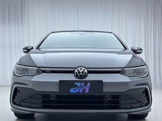 2022 Volkswagen Golf VIII, серый, 1766000 рублей, вид 2