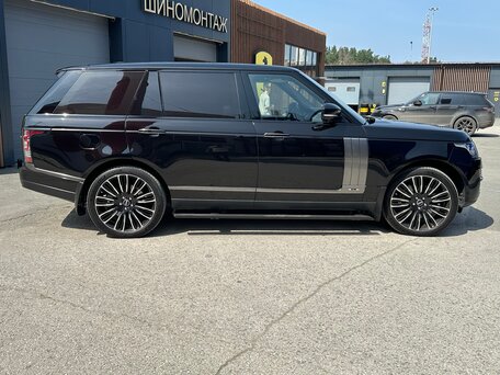2015 Land Rover Range Rover Long IV, чёрный, 4700000 рублей, вид 3