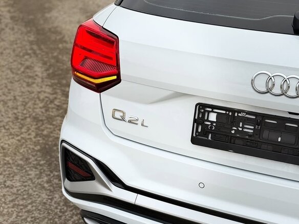 2022 Audi Q2 L 35 TFSI I Рестайлинг, белый, 1955000 рублей - вид 6