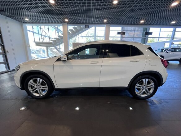 2014 Mercedes-Benz GLA 250 I (X156), белый, 1798000 рублей - вид 6