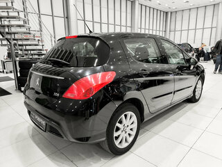 2011 Peugeot 308 I Рестайлинг, серый, 550000 рублей, вид 5