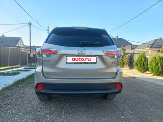 2014 Toyota Highlander III (XU50), бежевый, 2750000 рублей, вид 3