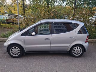2001 Mercedes-Benz A-Класс 170 I (W168) Рестайлинг, серебристый, 495000 рублей, вид 4