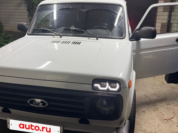 2015 Lada (ВАЗ) 2121 (4x4) I Рестайлинг, белый, 600000 рублей - вид 5