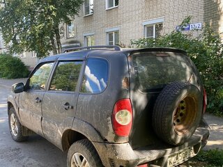 2005 Chevrolet Niva I, чёрный, 105000 рублей, вид 3