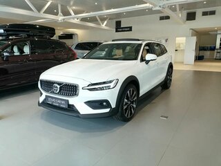 2025 Volvo V60 Cross Country II, белый, 8300000 рублей, вид 1