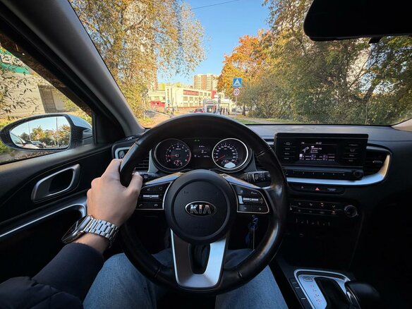 2020 Kia Ceed III, белый - вид 26