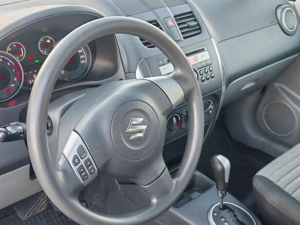 2013 Suzuki SX4 I (Classic) Рестайлинг, белый, 1200000 рублей - вид 9