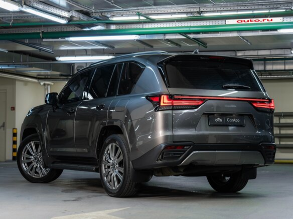 2022 Lexus LX 600 IV, серый - вид 10