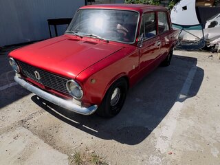 1977 Lada (ВАЗ) 21011, красный, 180000 рублей, вид 1