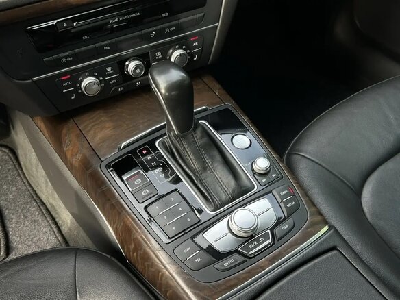 2014 Audi A7 I (4G) Рестайлинг, белый, 2340000 рублей - вид 28