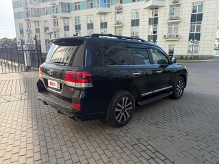 2019 Toyota Land Cruiser 200 Series Рестайлинг 2, чёрный, 8500000 рублей, вид 4