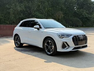 2022 Audi Q3 35 TFSI II (F3), белый, 2390000 рублей, вид 3