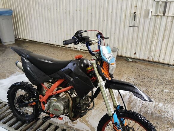 2025 Kayo Evolution YX140EM, чёрный, 84990 рублей