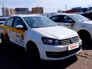 2018 Volkswagen Polo V Рестайлинг, белый, 627000 рублей, вид 1