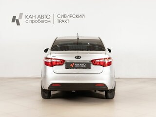 2014 Kia Rio 5-speed III, серебристый, 785500 рублей, вид 4