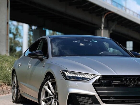 2022 Audi A7 L 55 TFSI II (4K), белый, 5200000 рублей - вид 1