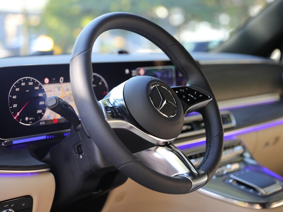 2026 Mercedes-Benz V-Класс Extra Long 300 d экстра длинный III (W447) Рестайлинг 2, серый, 14990000 рублей - вид 12