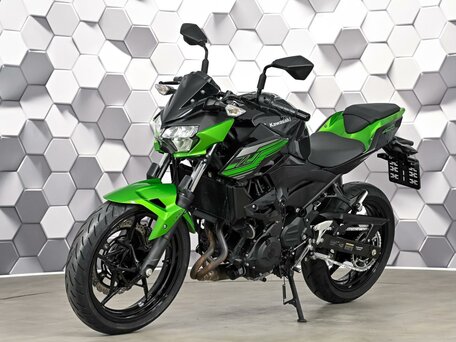 2019 Kawasaki Z 400, чёрный, 615000 рублей, вид 2
