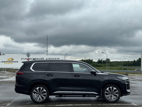 2023 Exeed VX I Рестайлинг, чёрный, 3400000 рублей
