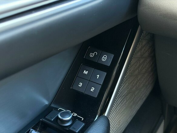 2019 Land Rover Range Rover Velar I, серебристый, 4550000 рублей - вид 14