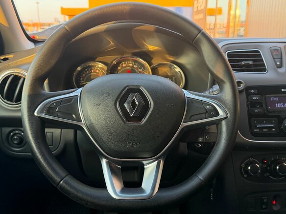 2019 Renault Sandero Stepway II Рестайлинг, белый, 1180000 рублей - вид 9