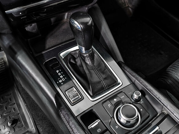 2016 Mazda 6 III (GJ) Рестайлинг, белый, 1310000 рублей - вид 10