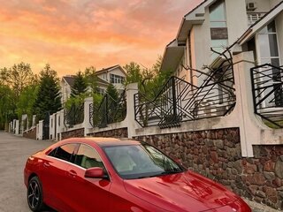 2013 Mercedes-Benz CLA 200 I (C117, X117), красный, 1750000 рублей, вид 1