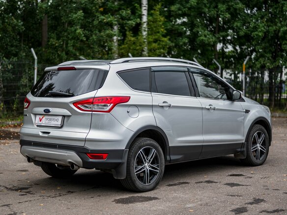 2013 Ford Kuga II, серебристый - вид 1