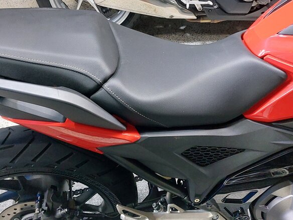 2025 Honda NC 750X, красный, 1200000 рублей - вид 6
