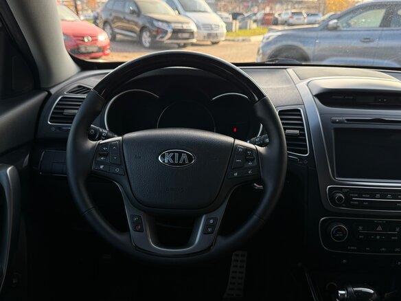 2016 Kia Sorento II Рестайлинг, бежевый, 1850000 рублей - вид 19