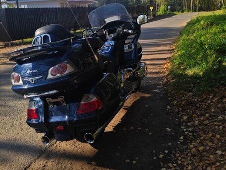 2006 Honda GL 1800 Gold Wing, синий, 900000 рублей, вид 3