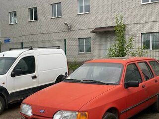 1988 Ford Sierra I Рестайлинг, красный, 160000 рублей, вид 1