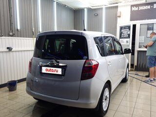2006 Toyota Ractis I, белый, 550000 рублей, вид 3