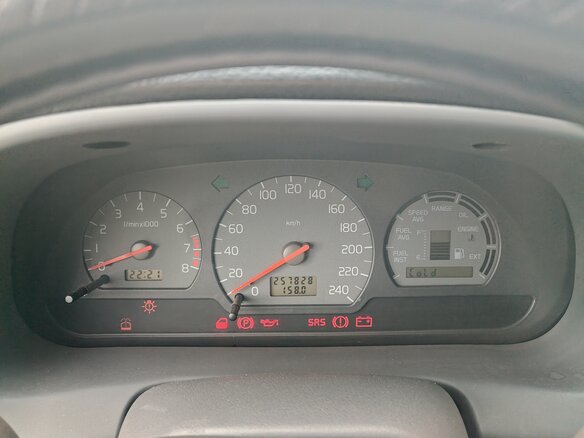 1997 Volvo V40 I, красный, 135000 рублей - вид 13