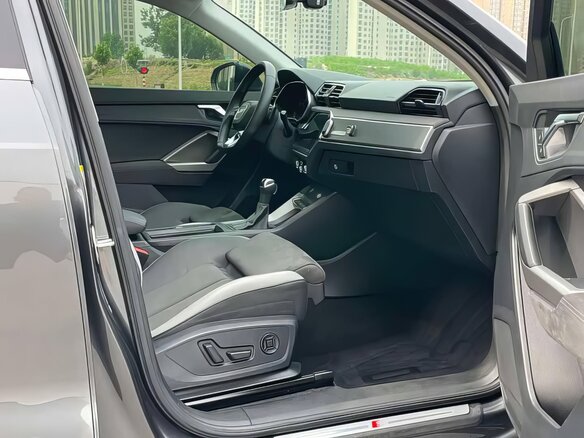 2023 Audi Q3 35 TFSI II (F3), серый - вид 9