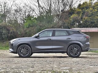 2026 Changan UNI-Z, серый, 2529773 рублей, вид 3