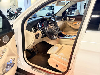 2019 Mercedes-Benz GLC 300 e I (X253) Рестайлинг, белый, 3870000 рублей, вид 4