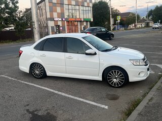 2017 Lada (ВАЗ) Granta Sport I, белый, 660000 рублей, вид 4