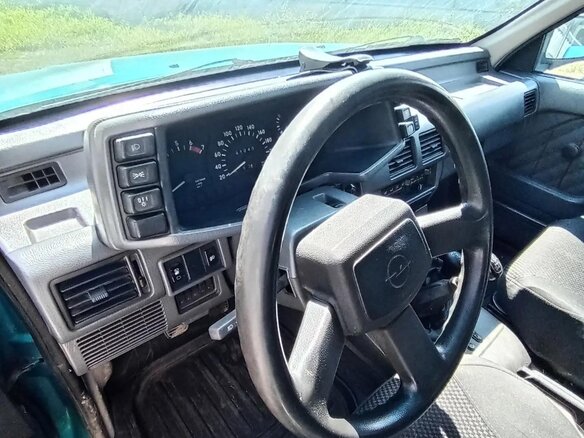 1995 Opel Frontera A, зелёный, 400000 рублей - вид 23