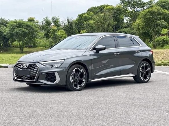 2023 Audi A3 Sportback 35 TFSI IV (8Y), серый, 2060001 рублей