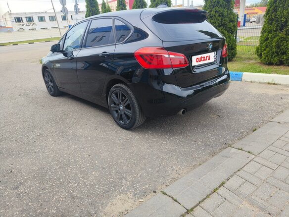 2017 BMW 2 серии Active Tourer 218i F45, белый, 950000 рублей - вид 6