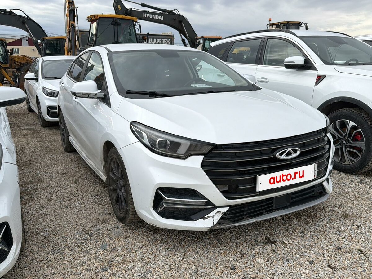 Открыть фотографии: Omoda S5
