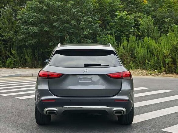 2023 Mercedes-Benz GLA 180 II (H247), серый, 2641000 рублей - вид 5